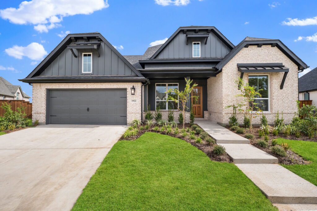 1922 Bell Court | Van Alstyne, TX 75495 Property Image